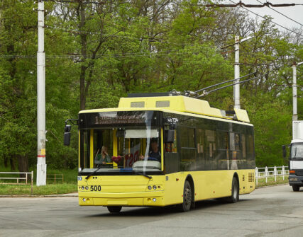 Київ: 24 серпня зміняться маршрути тролейбусів №№ 6, 16, 18