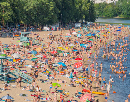 Київщина: Укргідрометцентр прогнозує рекордну спеку до 37°C