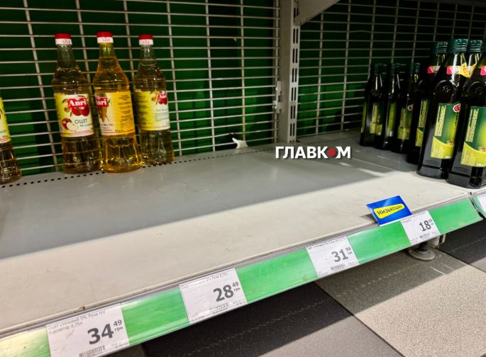 Порожні полиці в супермаркетах Києва та Вишгорода: що кажуть мережі