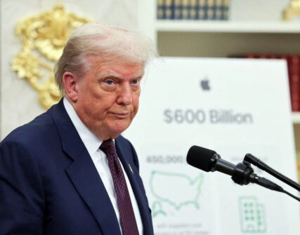 Держдепартамент США запускає навчання, коригуючи візові послуги