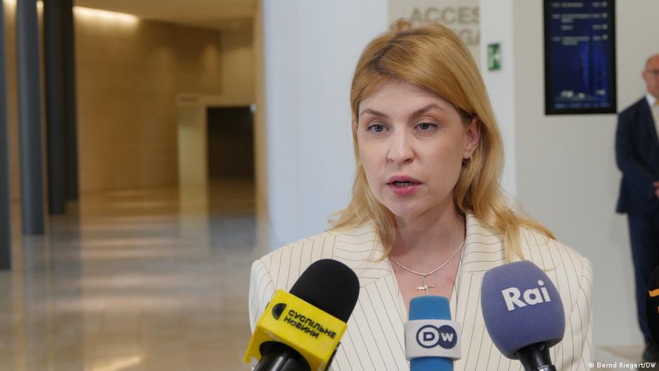 Президент звільнив посла України в США Ольгу Стефанішину та ще п'ятьох дипломатів