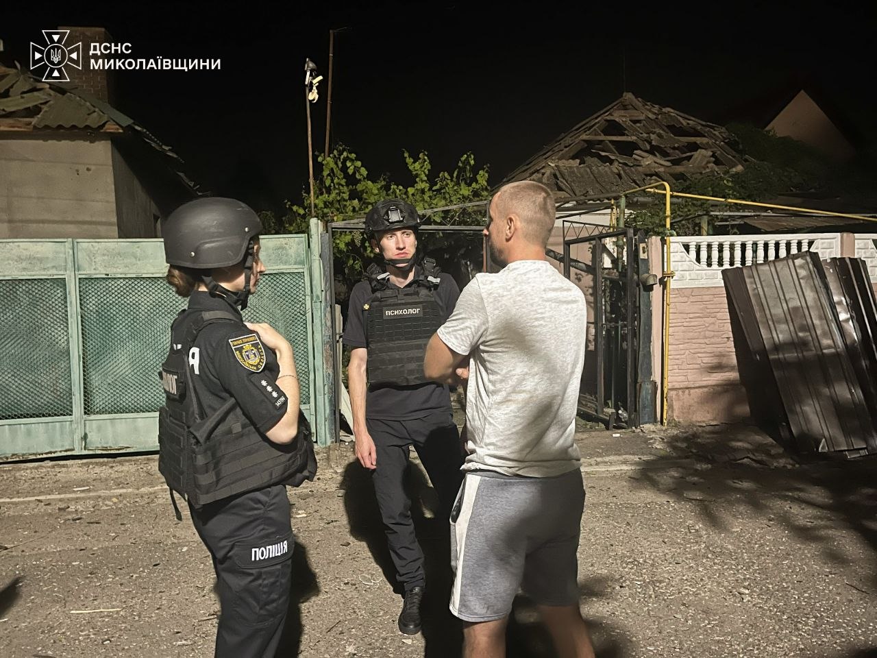 Росія обстріляла Миколаїв: загинула жінка, 7 поранених, є діти
