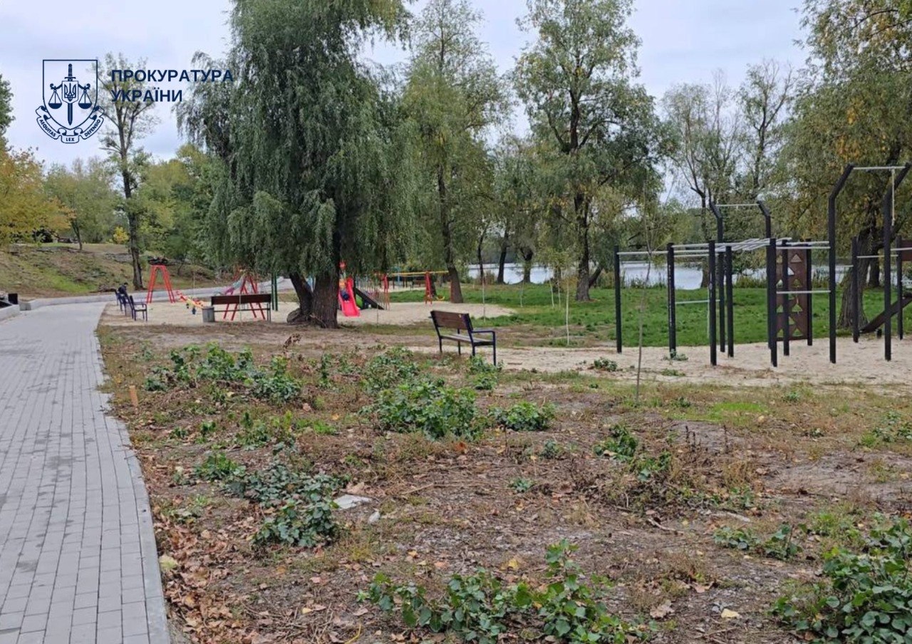 Київ: директора фірми судитимуть за розтрату на ремонті Вербного озера