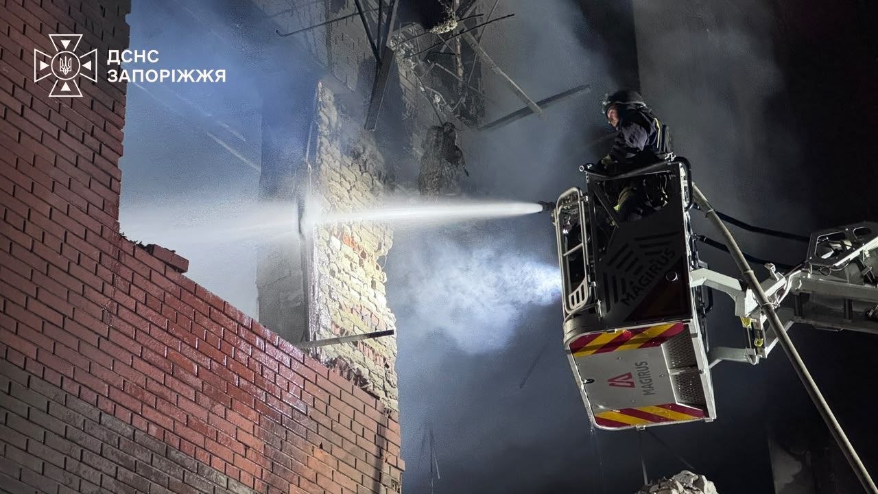 Нічна атака дронів на Запоріжжя: загинув чоловік, семеро поранені