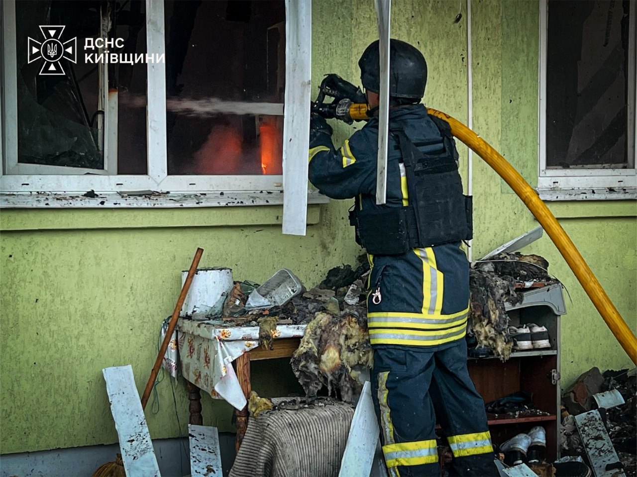 Нічна атака на Київщину: 1 загиблий, 7 травмованих, руйнування