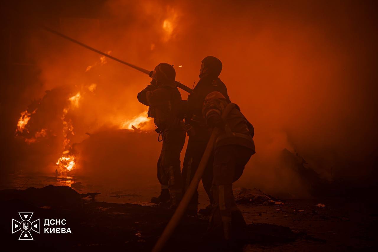 16 загиблих у Києві 20 серпня: деталі вечірньої атаки та День жалоби