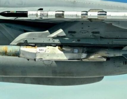 Україна могла вперше застосувати JDAM-LR у Донецьку: що відомо