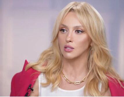 Оля Полякова розповіла про жорстокість кавалера у 16 років та спалену квартиру