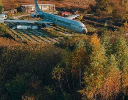 Садиба з літаком Іл-62 на Київщині виставлена на продаж за $150 тисяч