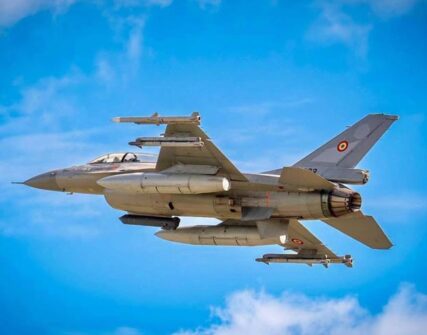 Румунські F-16 збили морський безпілотник біля газової платформи