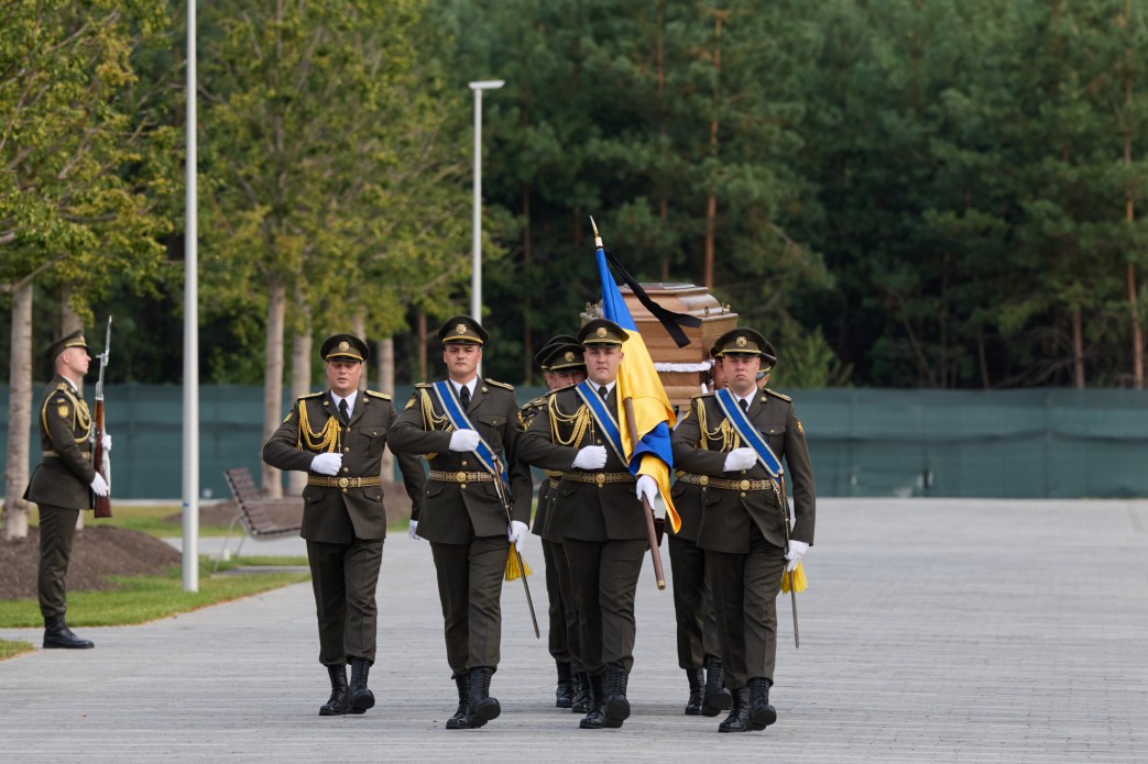 Перепоховання Євгена Коновальця: Зеленський назвав подію загальнонаціональною