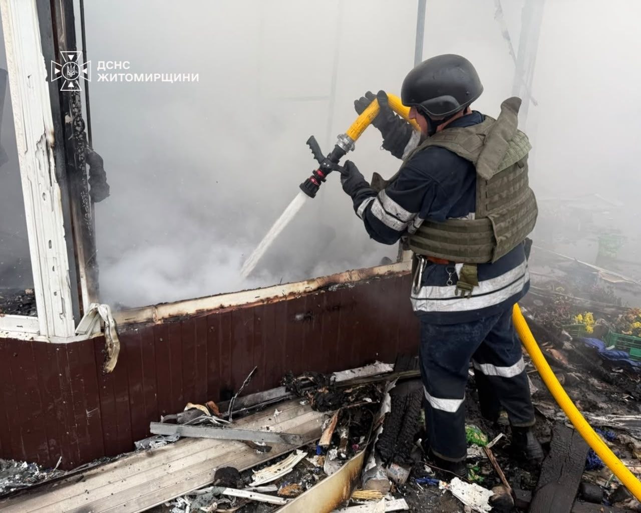 Житомирщина під цілодобовими обстрілами: двоє загиблих та постраждалий