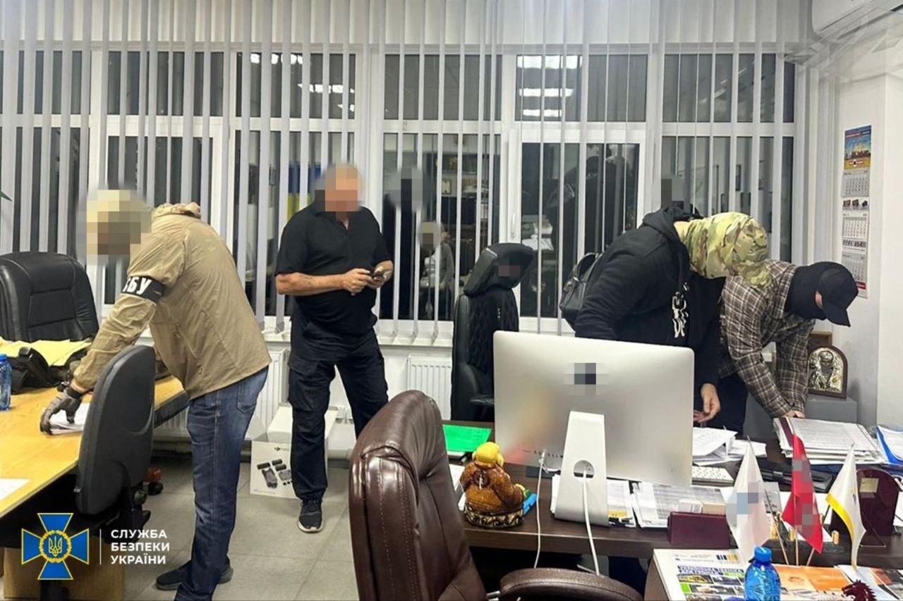 СБУ запобігла серії терактів та замахів: серед фігурантів ексзаступник ДСНС