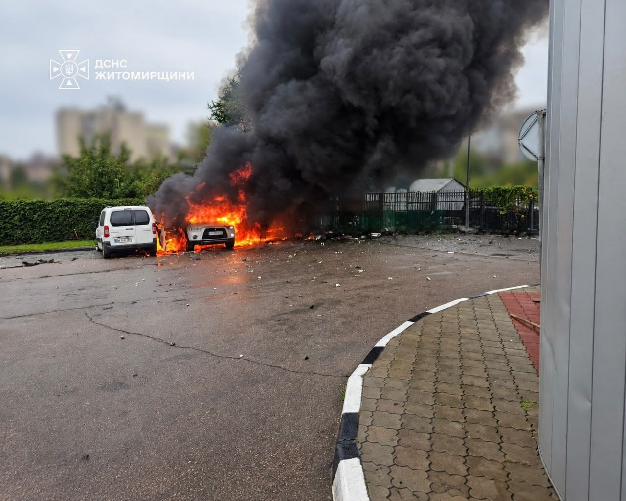 Житомирщина під цілодобовими обстрілами: двоє загиблих та постраждалий