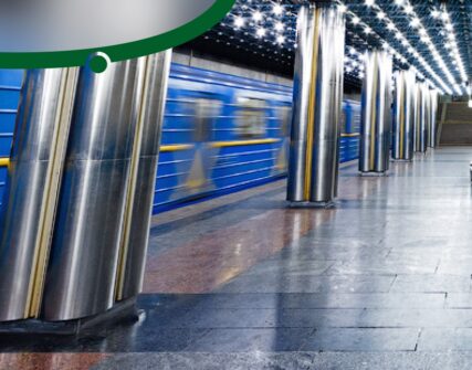 Київський метрополітен тестує роботу наземної ділянки на "жовтий" рівень загрози
