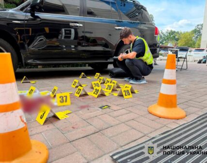 У Києві військовослужбовець у СЗЧ намагався вбити директора клініки репродуктології