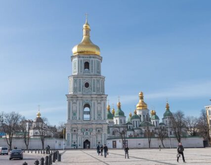 Російський дрон вдарив біля Софії Київської: є пошкодження та 12 поранених