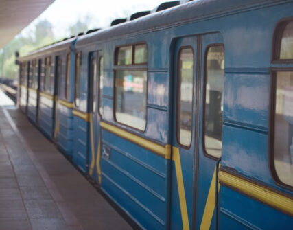 Метрополітен Києва набирає машиністів: безплатні курси зі стипендією