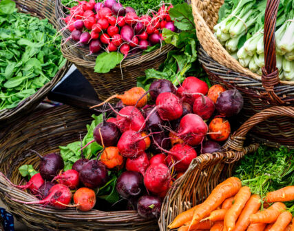 У Києві проходять продовольчі ярмарки: де купити фермерські продукти