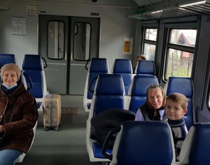 «Укрзалізниця» змінює тарифи на приміські поїзди: що потрібно знати