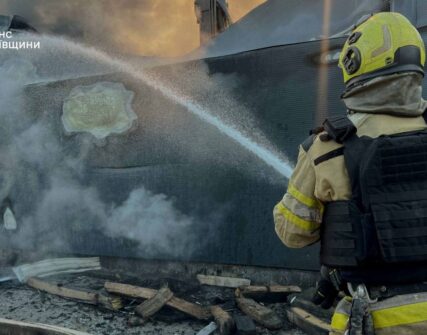 Російські дрони атакували університет у Києві: 160 студентів були в укритті