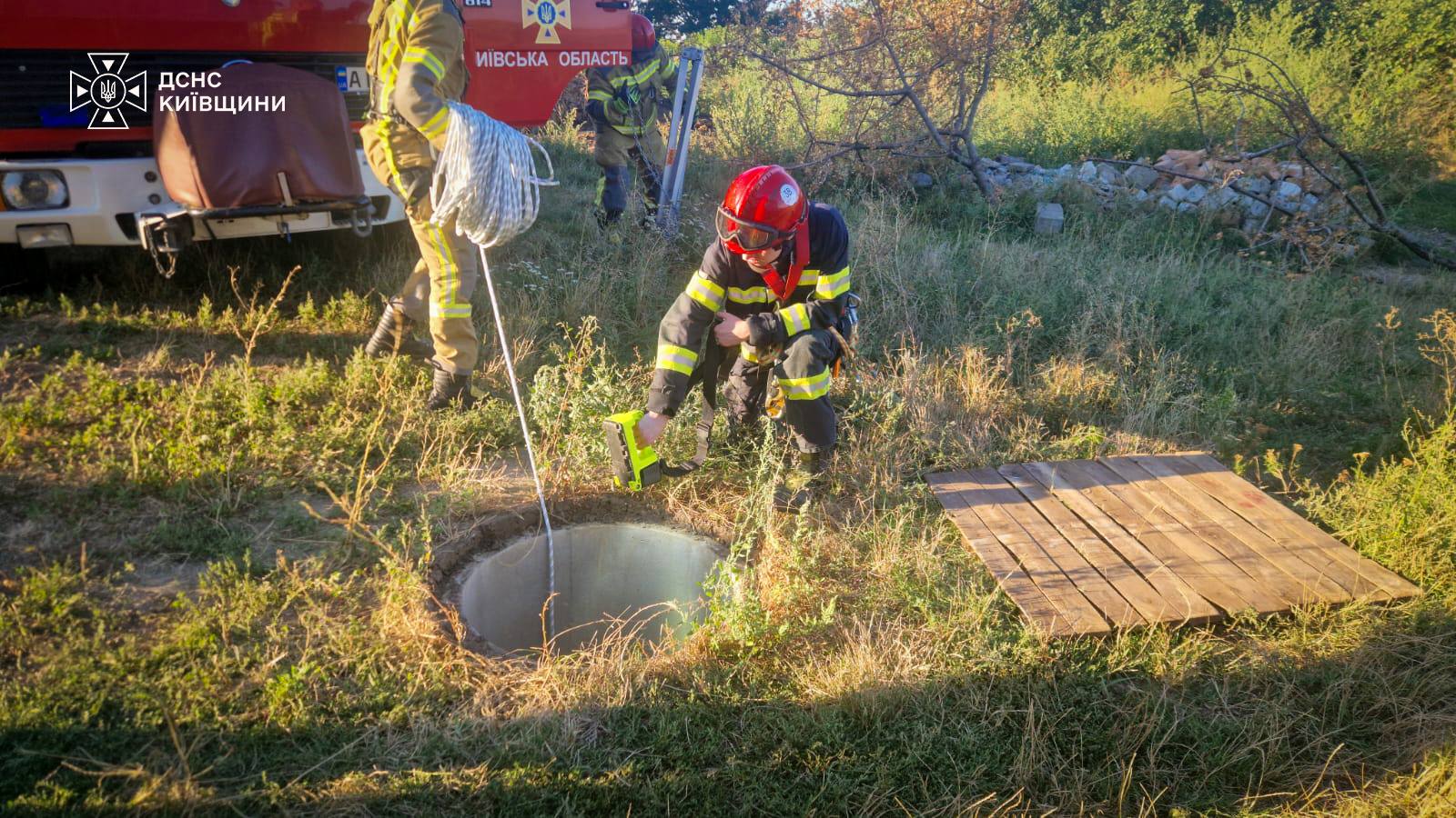 Двоє чоловіків загинули у криниці на Київщині: поліція з'ясовує обставини