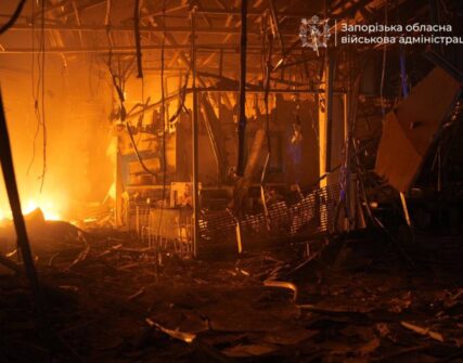 Атака дронів на Запоріжжя 7 вересня: пожежа у торговельному центрі