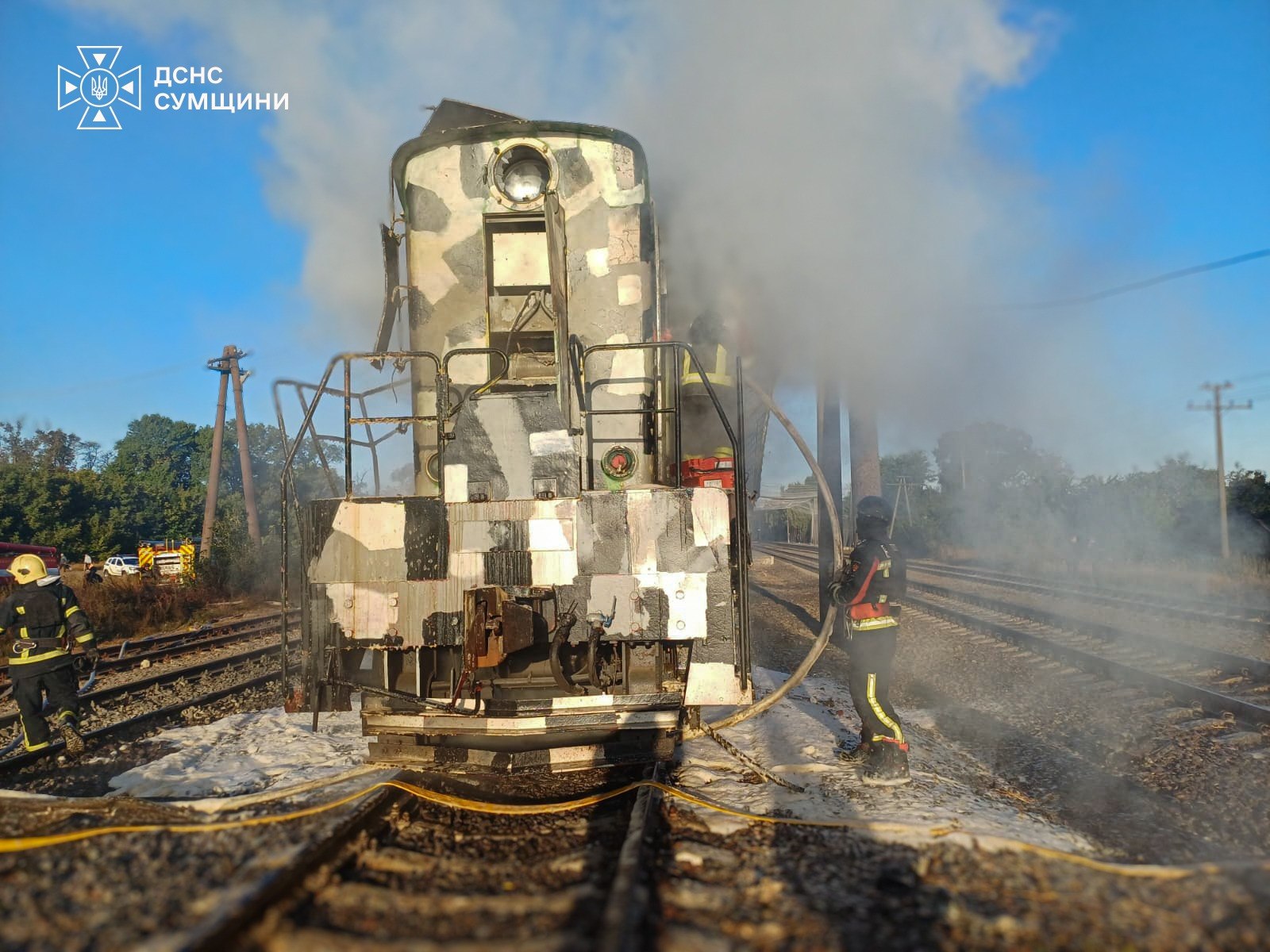 Ворог вдарив по поїзду Київ — Суми: пасажирів врятувала евакуація