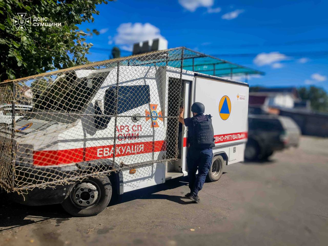 Росія вдарила по поїзду Київ — Суми та Києву: 10 постраждалих, 3 загиблих