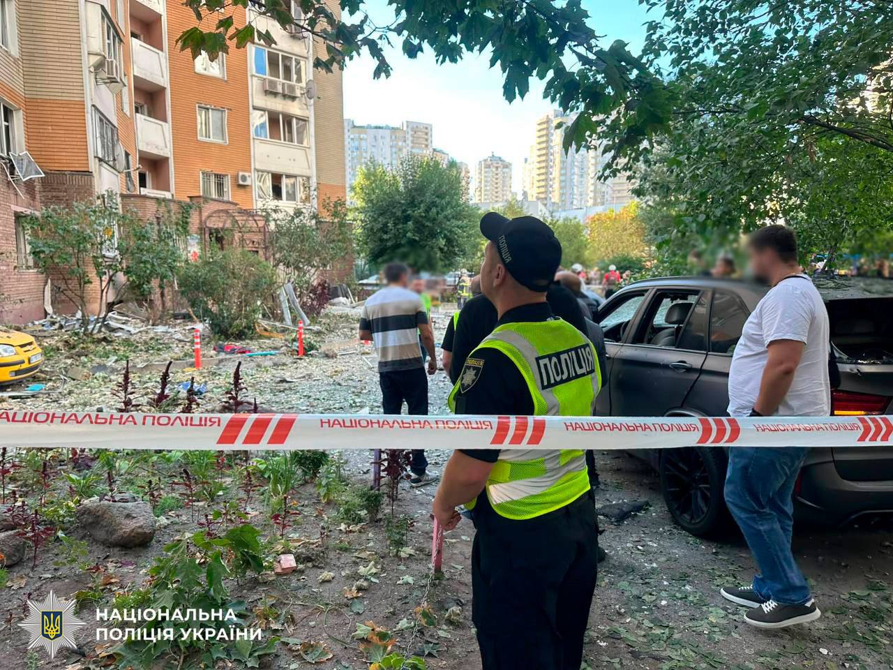 П'ятеро людей постраждали в Києві від ранкової атаки дронів: деталі