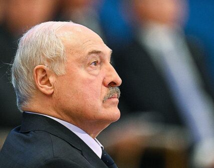 Лукашенко анонсував продовження перевірок боєготовності армії Білорусі