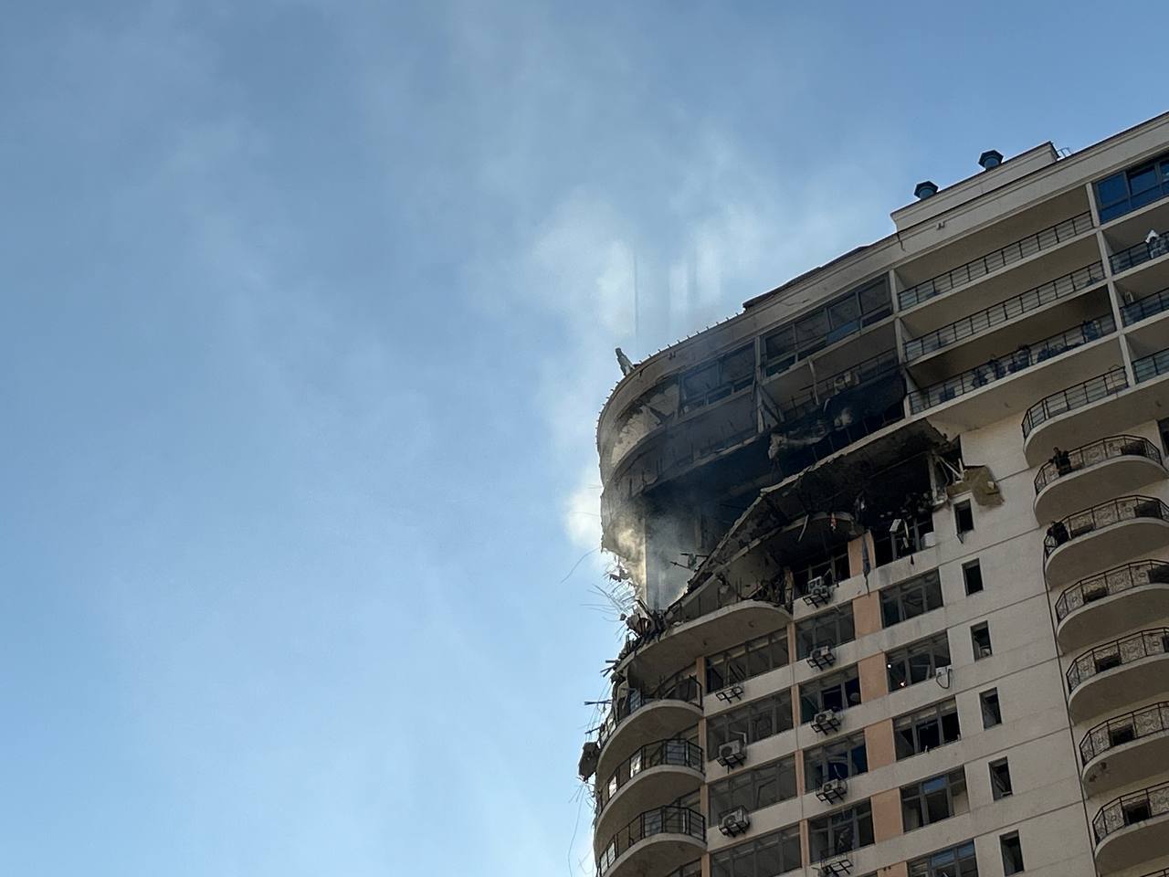 Одеса під ударом: 35 постраждалих, включно з немовлям, є зниклі безвісти