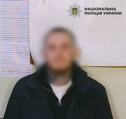 У Києві затримали трьох нападників: діджея побили та залишили на Десні