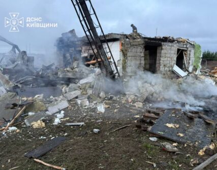 Російська атака на Київщині: постраждала родина з трьома дітьми