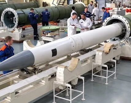Росія масово застосовує переобладнані ракети RM48U: що це за зброя та її наслідки