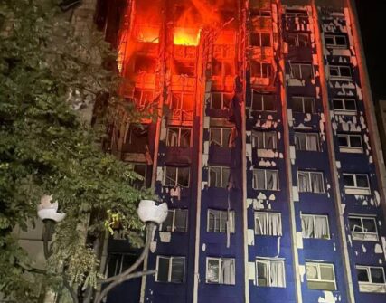 Масована атака на Одещину вночі: знову обстріляли адмінбудівлю