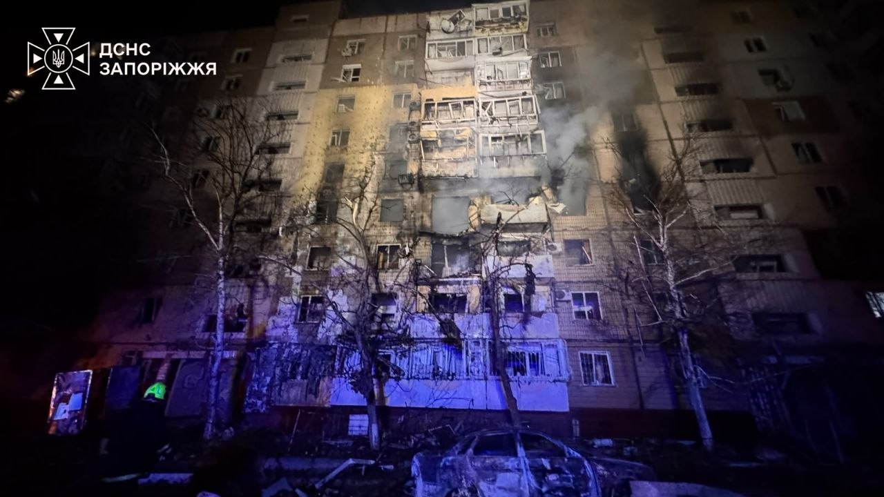Росія масовано атакувала Запоріжжя: п’ятеро поранених, руйнування