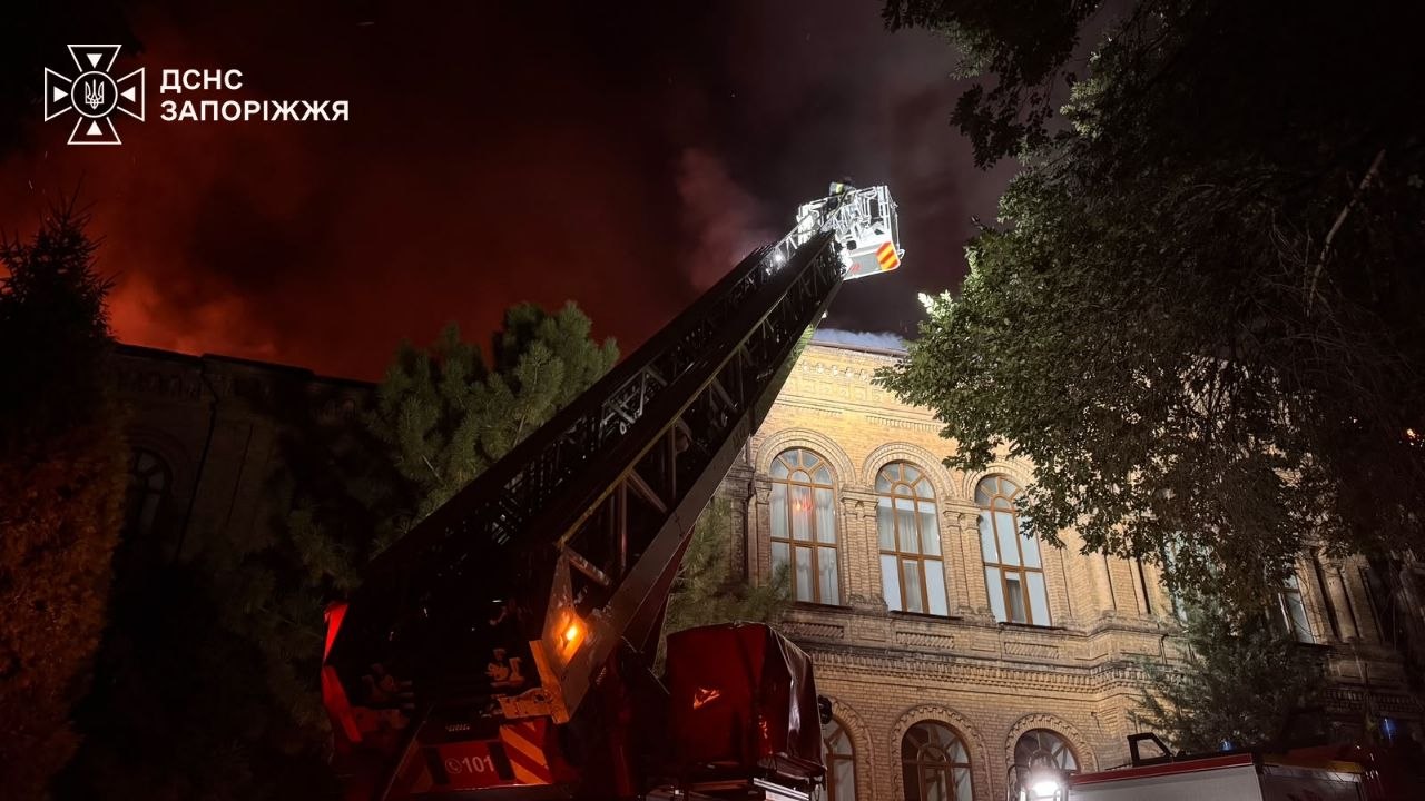 Росія масовано атакувала Запоріжжя: п’ятеро поранених, руйнування