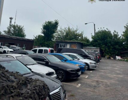 Підприємцю оголосили підозру за самовільне зайняття землі в центрі Києва