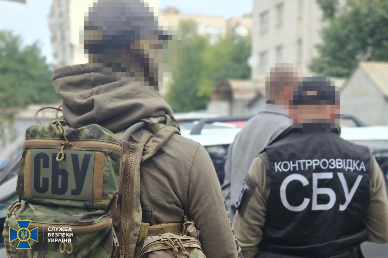 У Вінниці викрили схему легалізації іноземців з країн ризику
