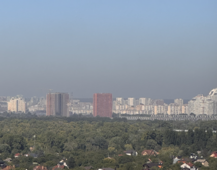 У Києві погіршилася якість повітря: Подільський район під загрозою