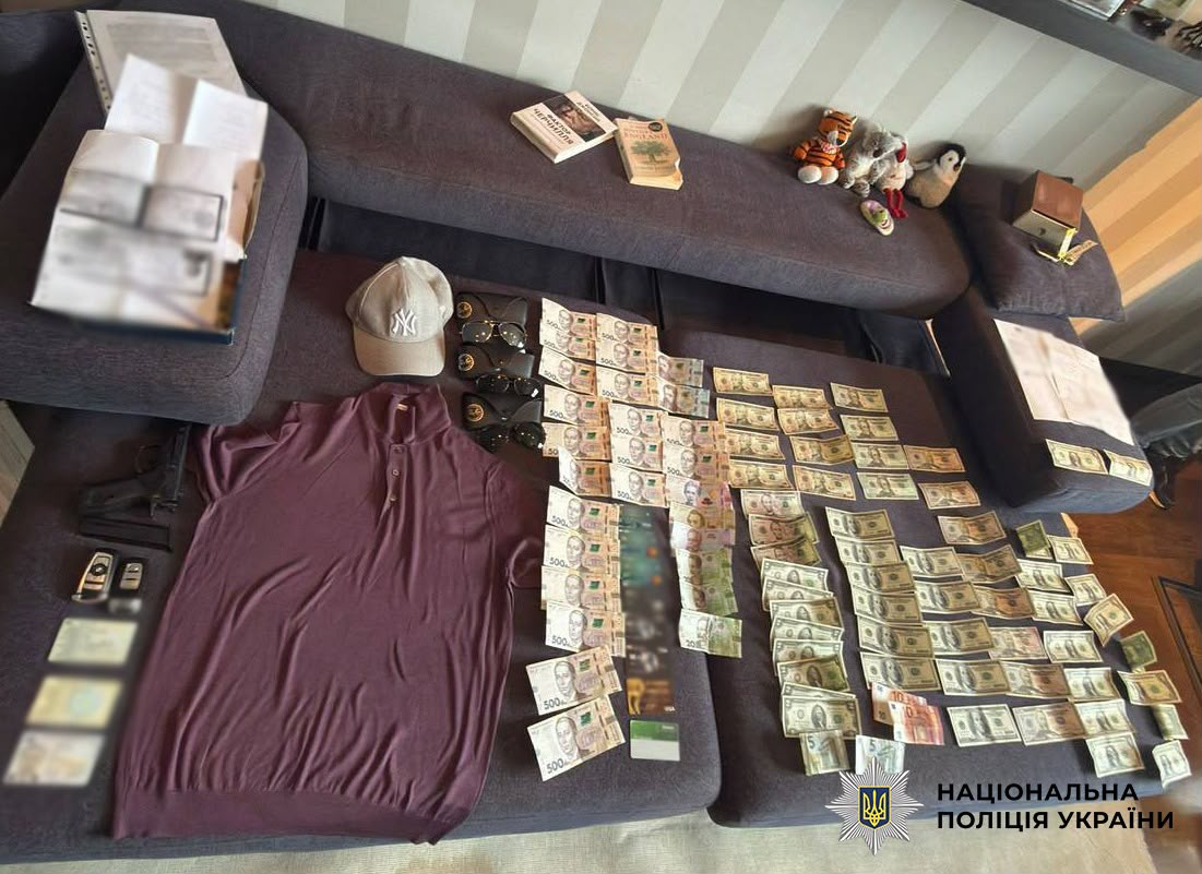 У Києві викрали чоловіка та обікрали квартиру на $75 тисяч: поліція затримала підозрюваних